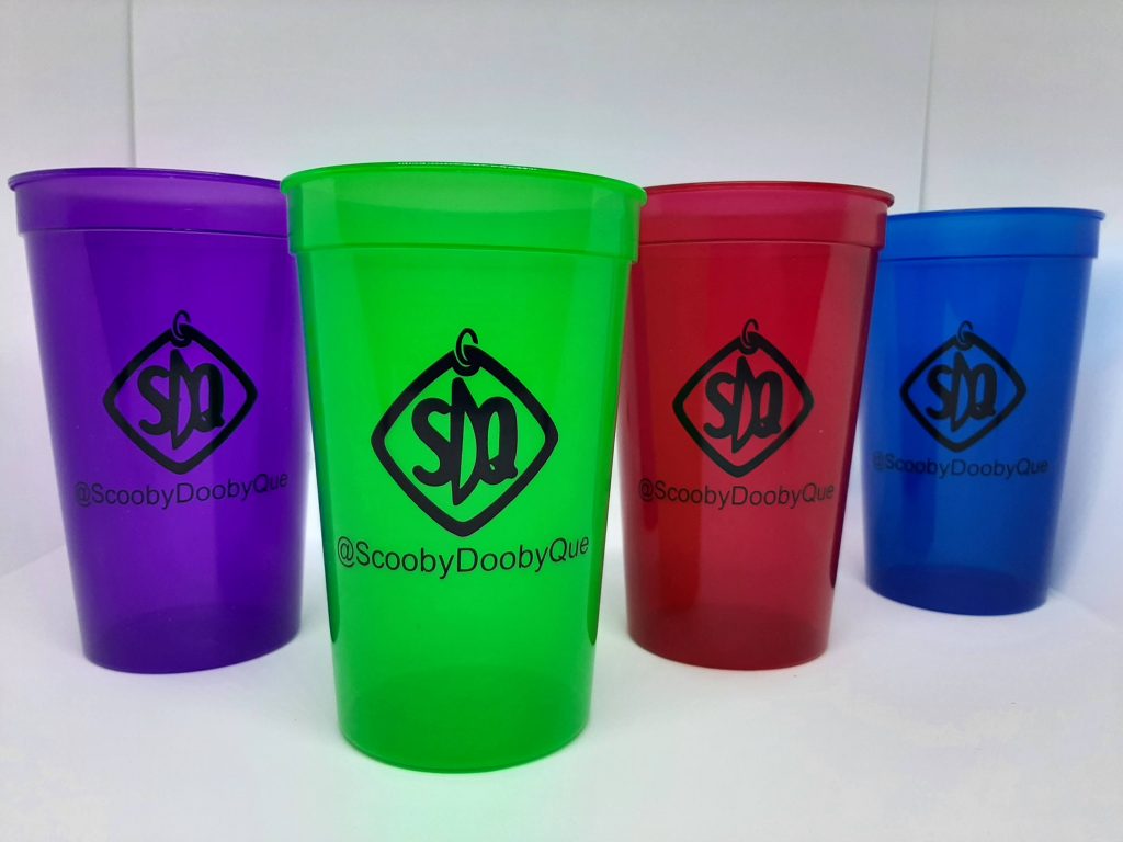 a photo showing the available colors of SDQ Sport Cups